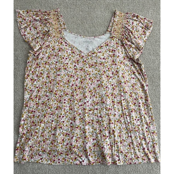 Floral Smocked Women's Top - Picture 2 of 10